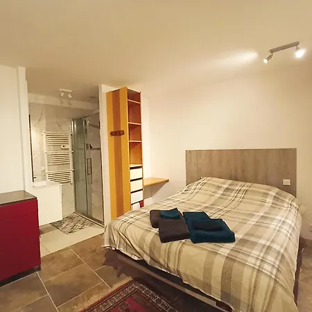 Le Volt'air 2 Pieces Avec Petite Terrasse - Centre-ville Apartamento Saint-Affrique