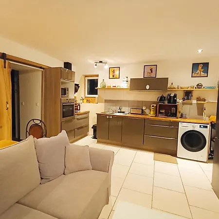 Le Volt'air 2 Pieces Avec Petite Terrasse - Centre-ville Apartamento Saint-Affrique
